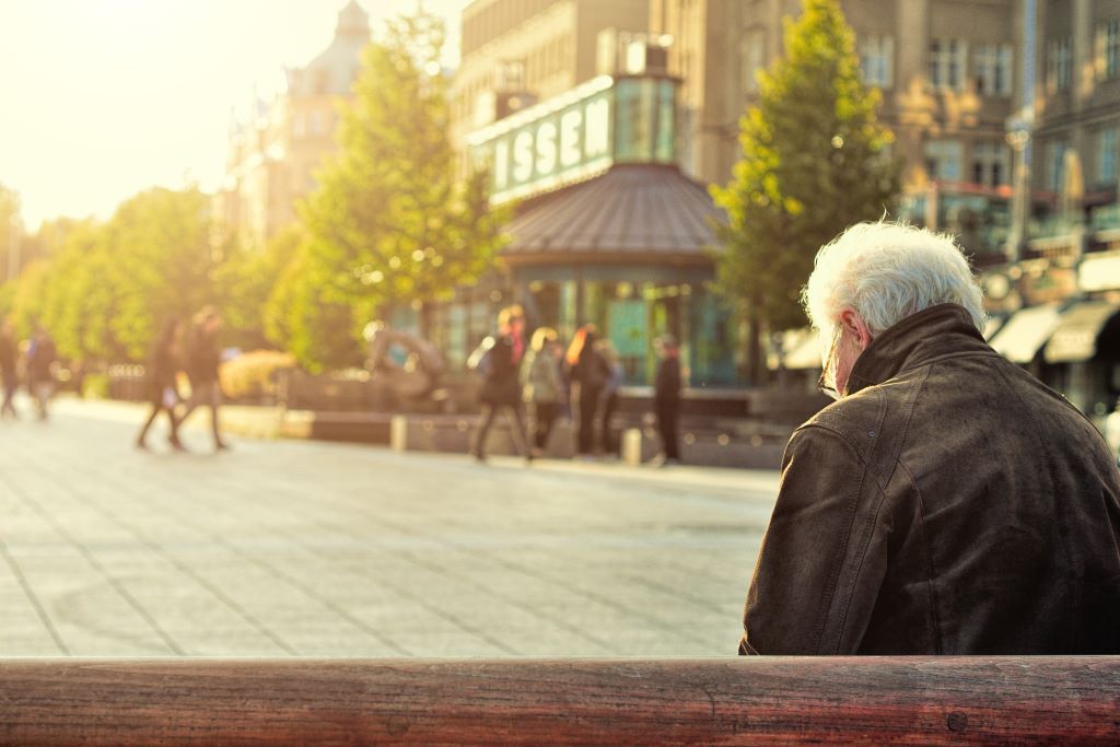 El desafío de resideñar las ciudades para adaptarse a una población que envejece